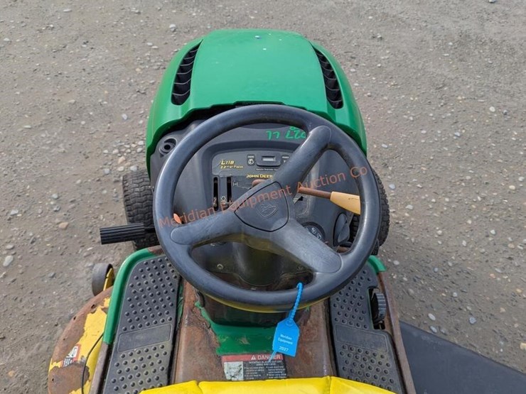 john-deere-l118-image-5