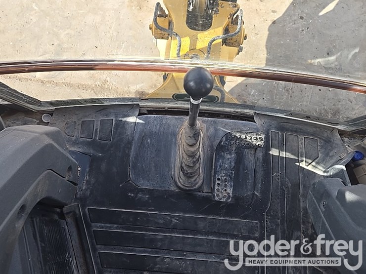 2018-deere-310sl-image-78