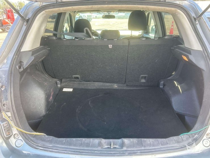 2014-mitsubishi-outlander-image-22