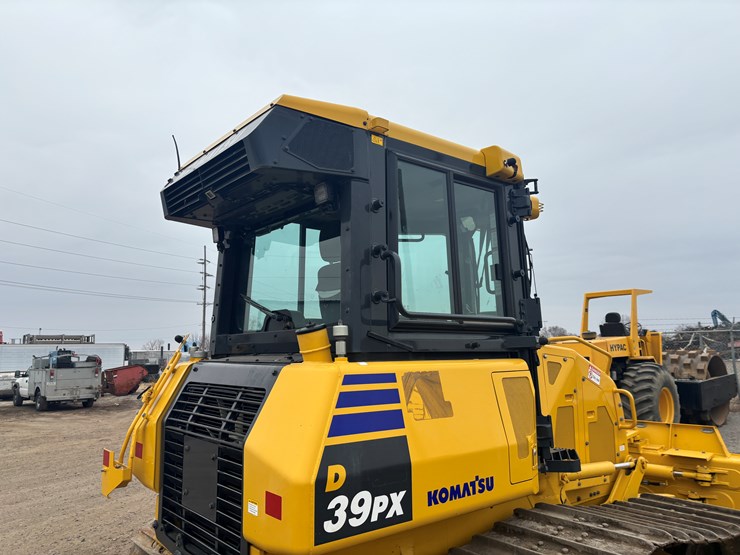2021-komatsu-d39-image-12
