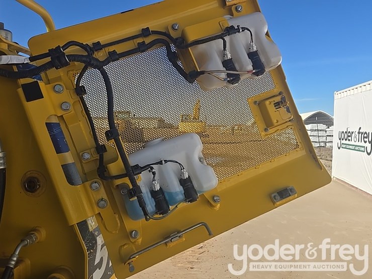 2018-komatsu-d51px-24-image-66