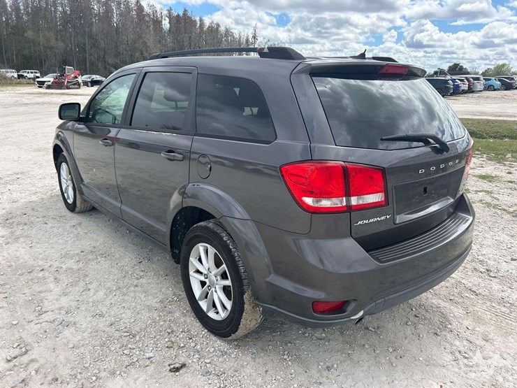 2014-dodge-journey-image-4