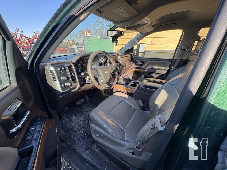 2014-chevrolet-silverado-1500-ltz-image-14