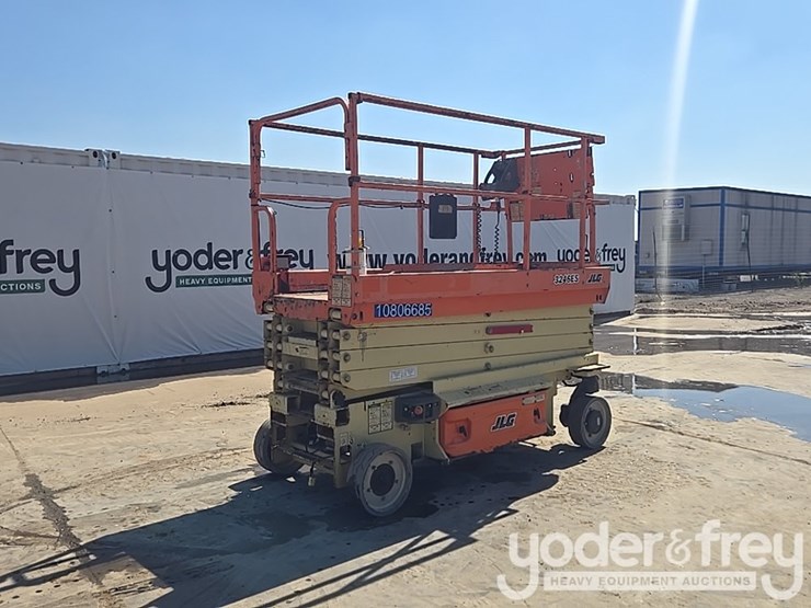 2018-jlg-3246es-image-5