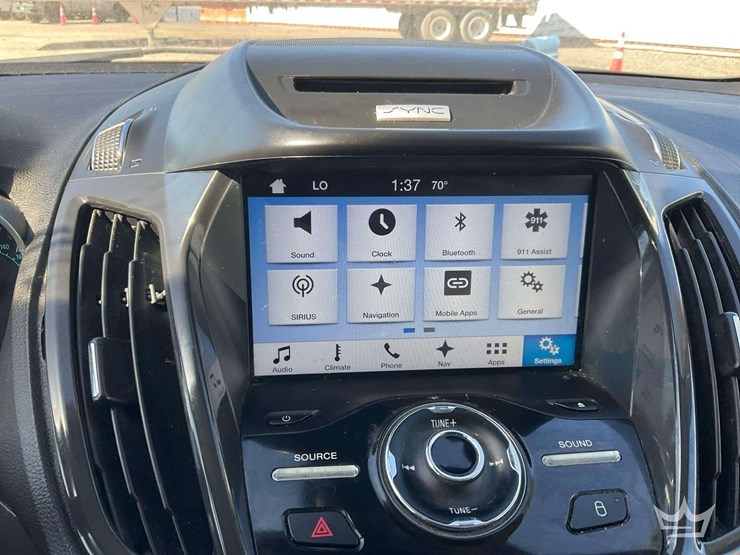 2016-ford-escape-image-23