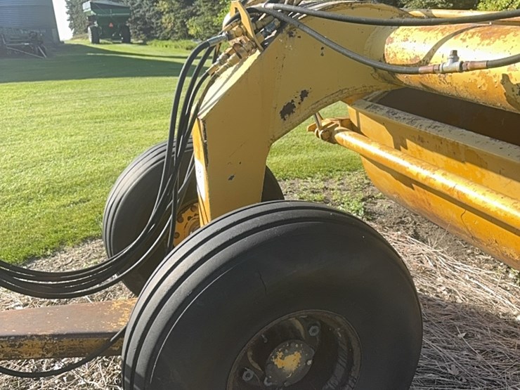 10-yard-ashland-scraper,-hydraulic-push-off,-very-heavy-duty,-works-good-image-13