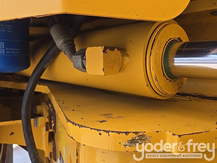 2018-deere-460e-image-35