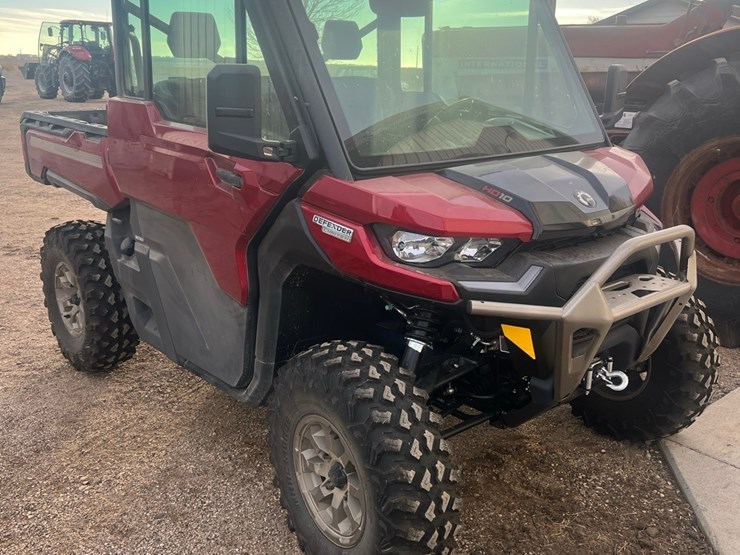lot-15.-2024-canam-side-by-side-1000-defender-limited,-pristine-condition,-shedded,-like-absolutely-brand-new,-25-hours,-serial-number-30086-image-4