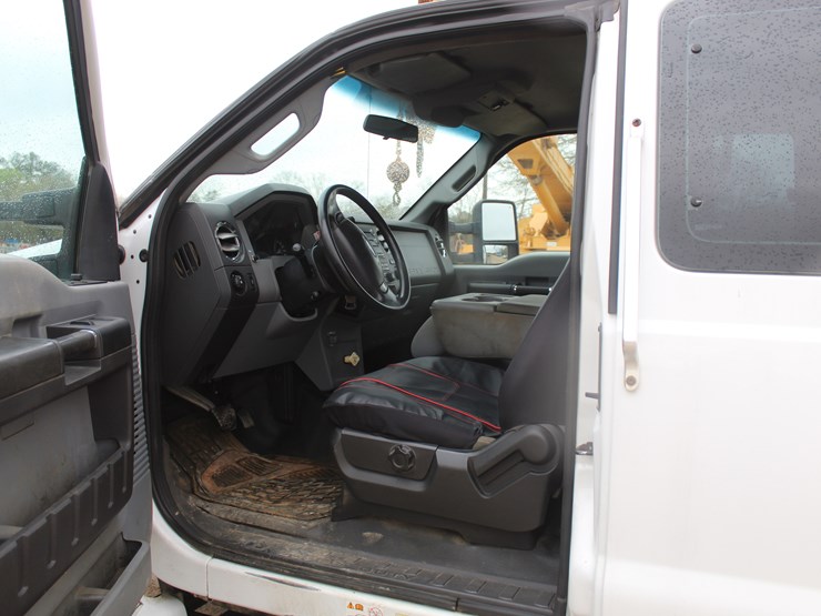 2013-ford-f650-image-10
