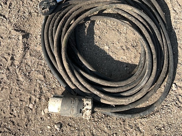 50’-foot-220-cord,-nice-shape-image-6