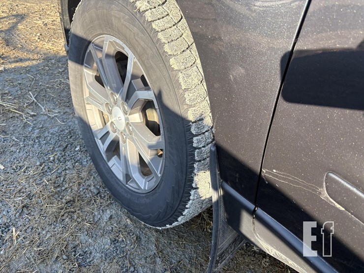 2014-gmc-acadia-image-9