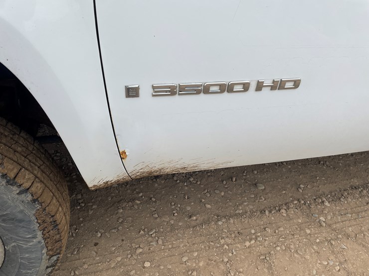 2008-gmc-3500-image-7