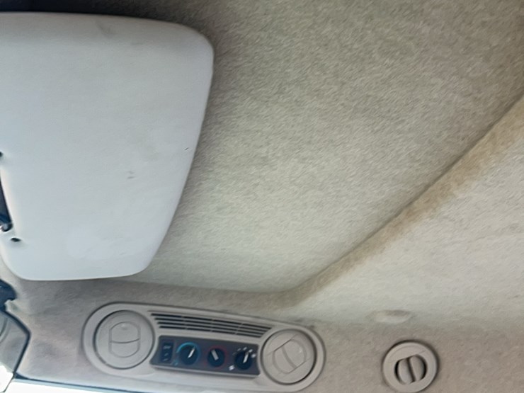 2010-john-deere-2010-image-71