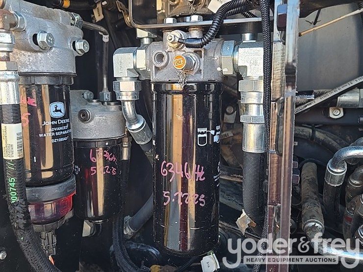 2018-deere-700k-image-69