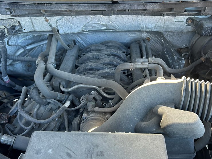 2014-ford-f150-image-36