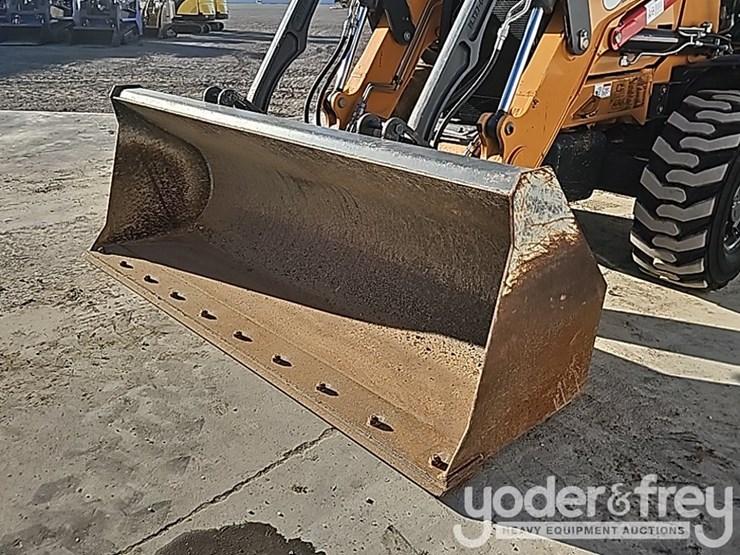 2022-case-590sn-image-17