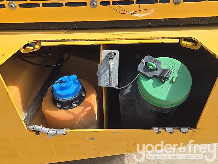 2018-deere-460e-image-57