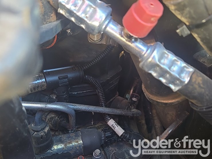 2018-komatsu-d51px-24-image-55