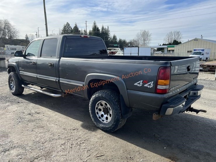2002-chevrolet-silverado-2500-image-3