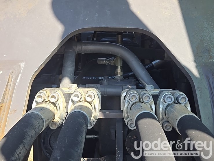 2017-volvo-ec350el-image-46