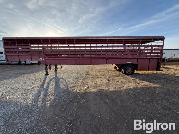 1990-gooseneck-s/a-livestock-trailer-image-9