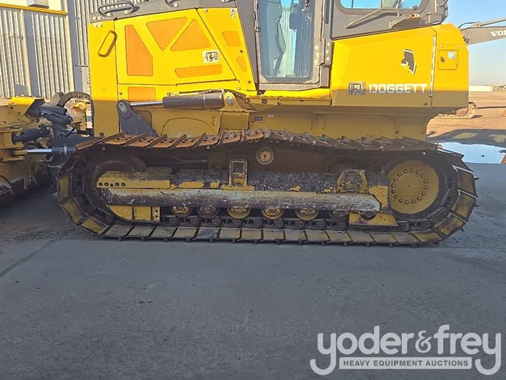 2018-deere-700k-image-14