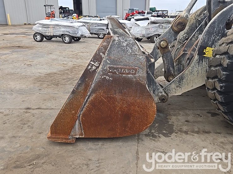 2021-volvo-l90h-image-22