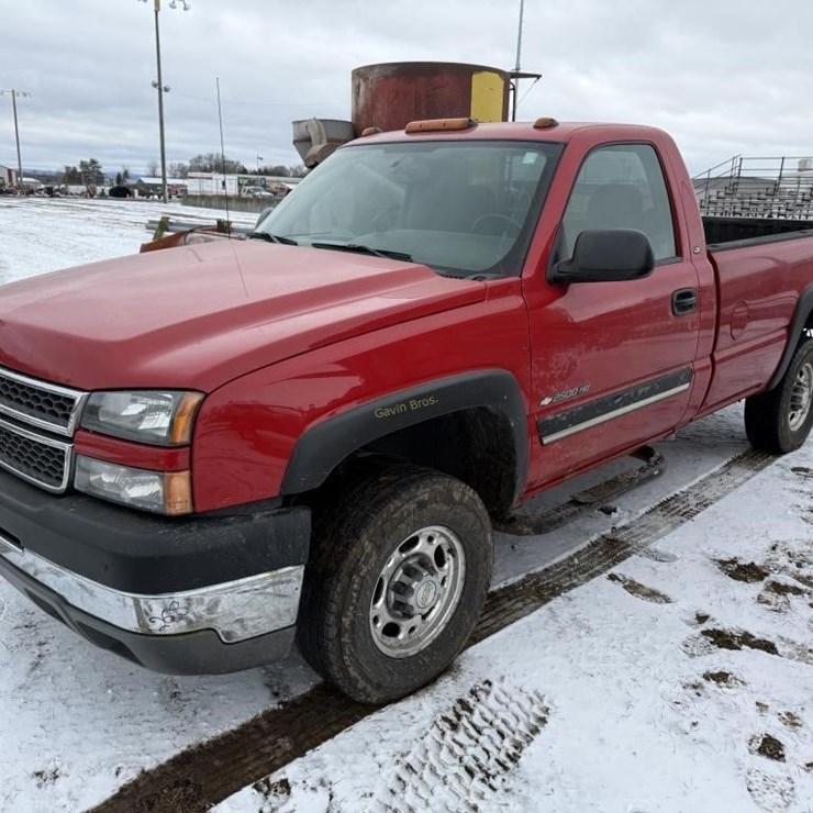 2005 CHEVROLET 2500