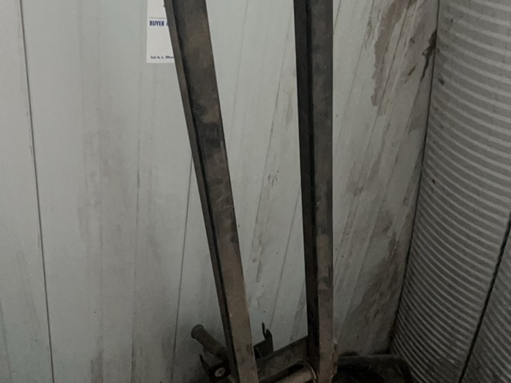 blade-for-atv,-came-off-of-700-polaris-4x4,-would-very-possibly-fit-others.-image-3