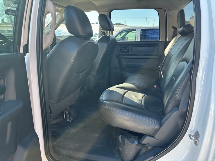 #2296-•-2011-dodge-4500-service-truck-image-38