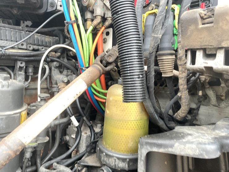 2019-kenworth-t880-image-36