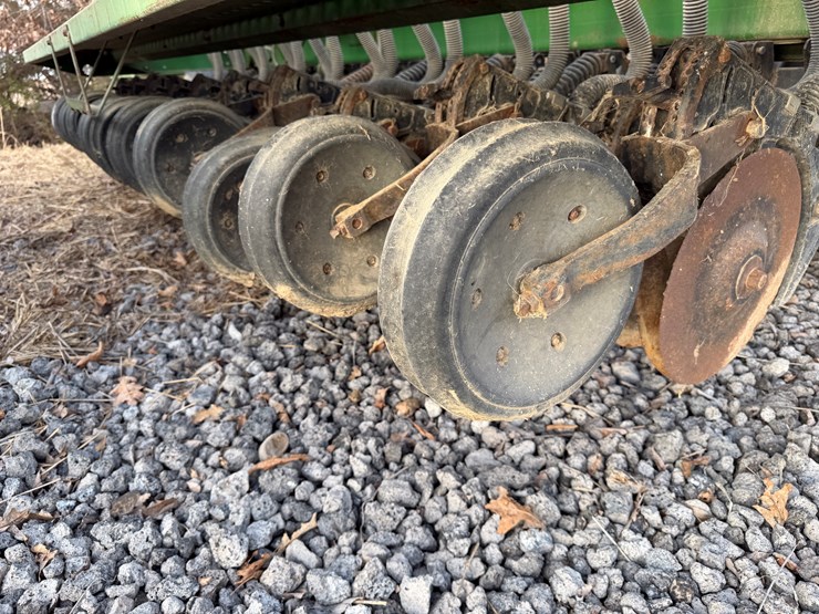 john-deere-35-image-68