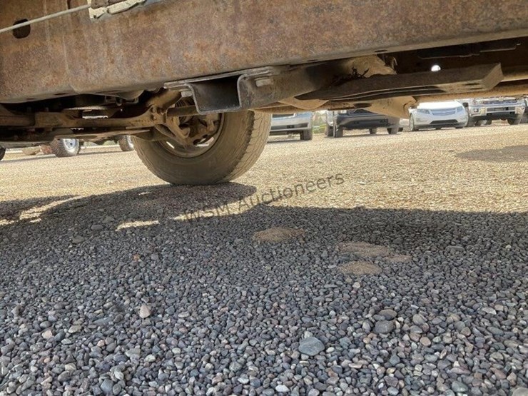 2007-chevrolet-silverado-3500-image-27