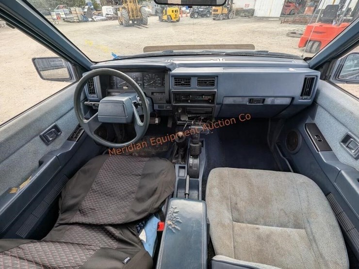 1990-nissan-pathfinder-image-14