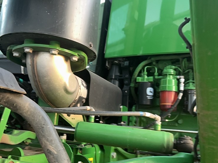 2014-john-deere-r4030-image-104