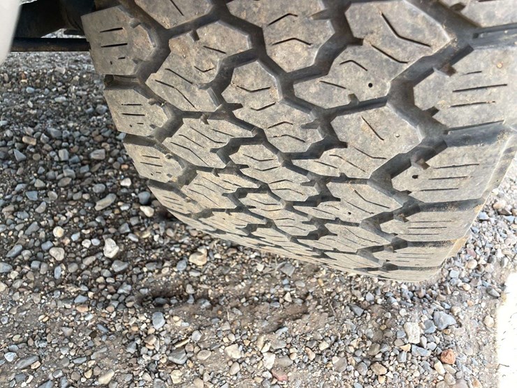 2014-dodge-1500-image-21