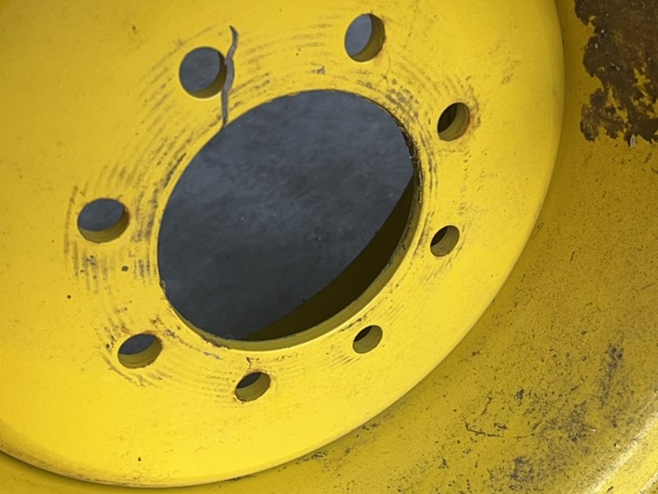 brand-new-john-deere-air-seeder-tire-and-rim,-size-is-140/55/r18-￼-image-32