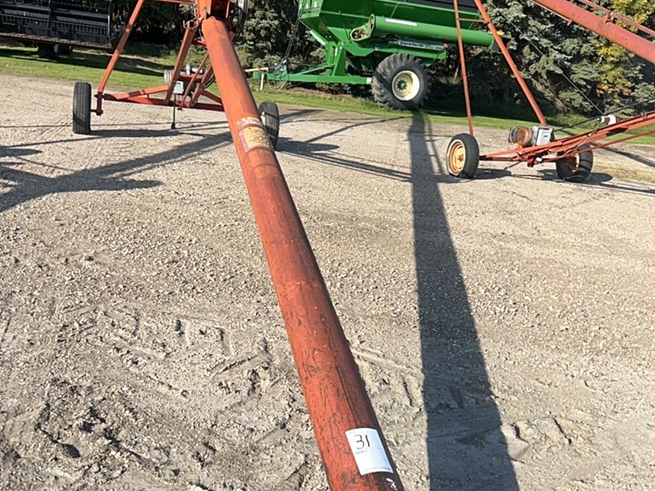 53’-x-8”-sakundiak-auger-with-10-hp-baldor-single-phase-220-electric-motor,-equipped-with-12-v-power-lift-image-1