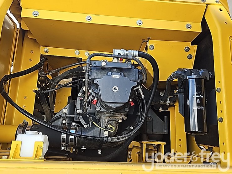 2017-komatsu-pc360-lc-11-image-46