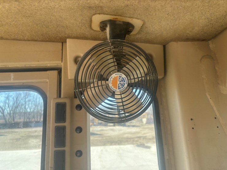 caterpillar-140h-vhp-image-35