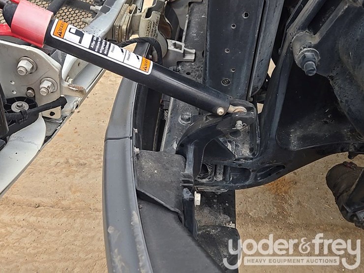 2019-peterbilt-579-image-41