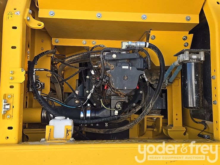 2022-komatsu-pc360-lc-11-image-71