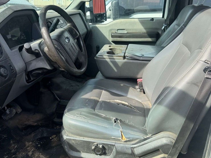 2011-ford-f350-image-7