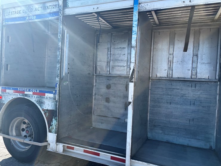 2014-hackney-beverage-trailer-image-30