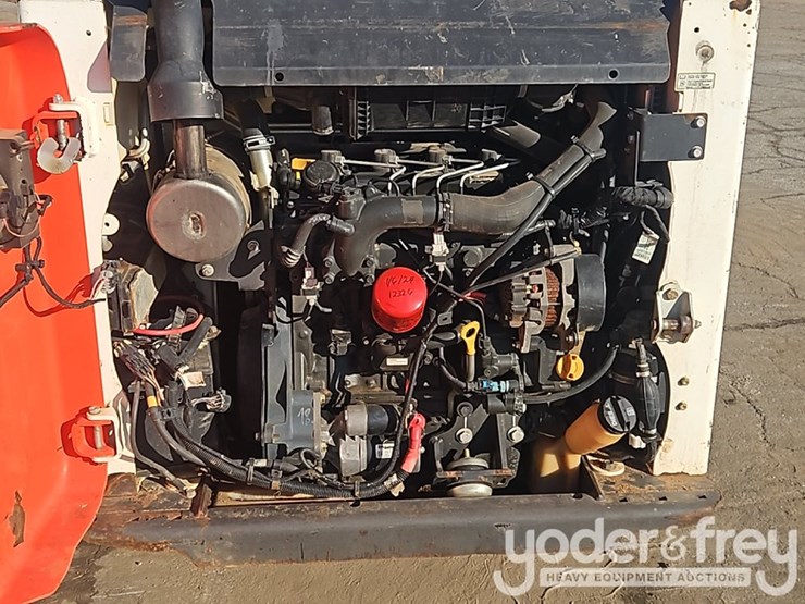 2019-bobcat-t450-image-19