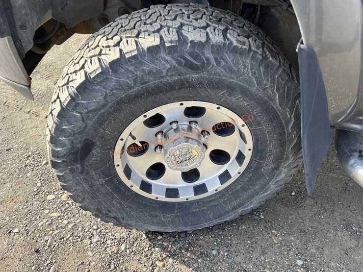 2002-chevrolet-silverado-2500-image-9