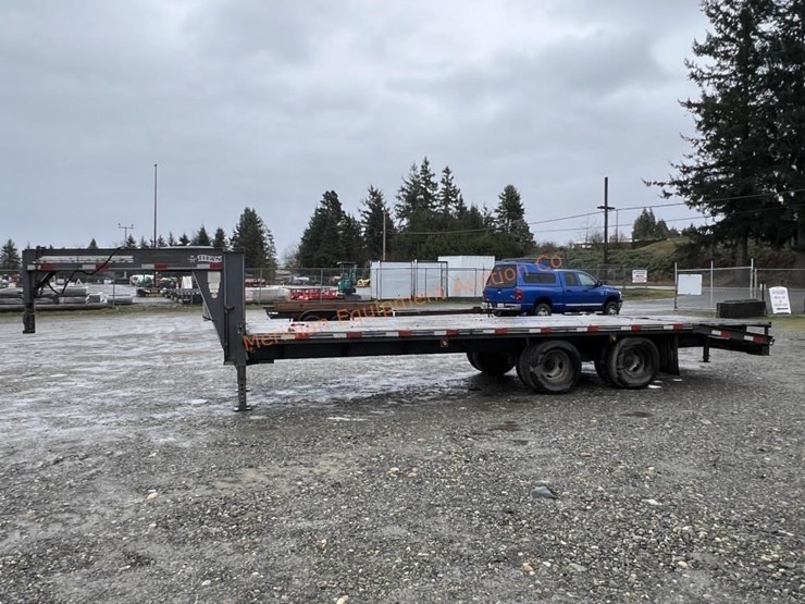 2003-titan-trailer-image-3