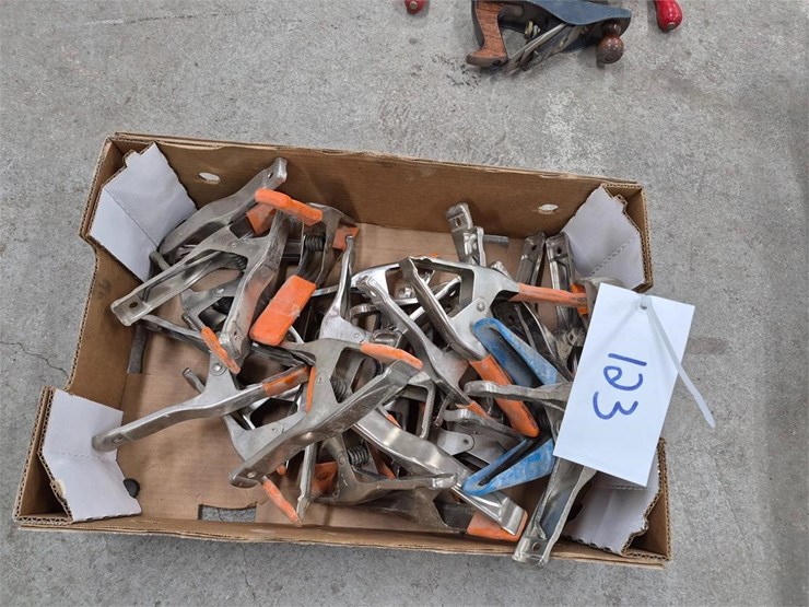 flat-of-grips-image-1