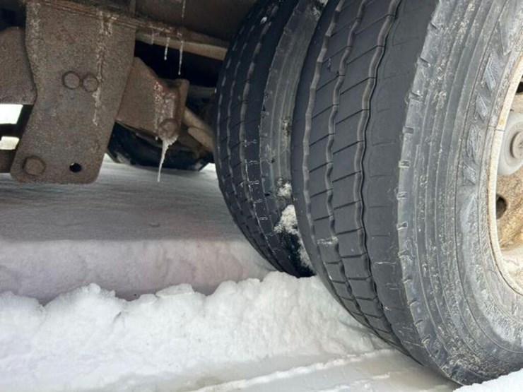 2016-jc-trailers-29-ft-quad/a-equipment-trailer-2j-image-41