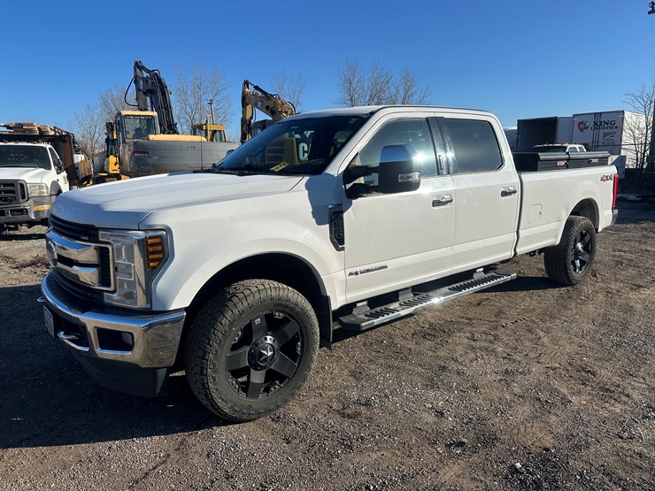 2018-ford-f350-image-1